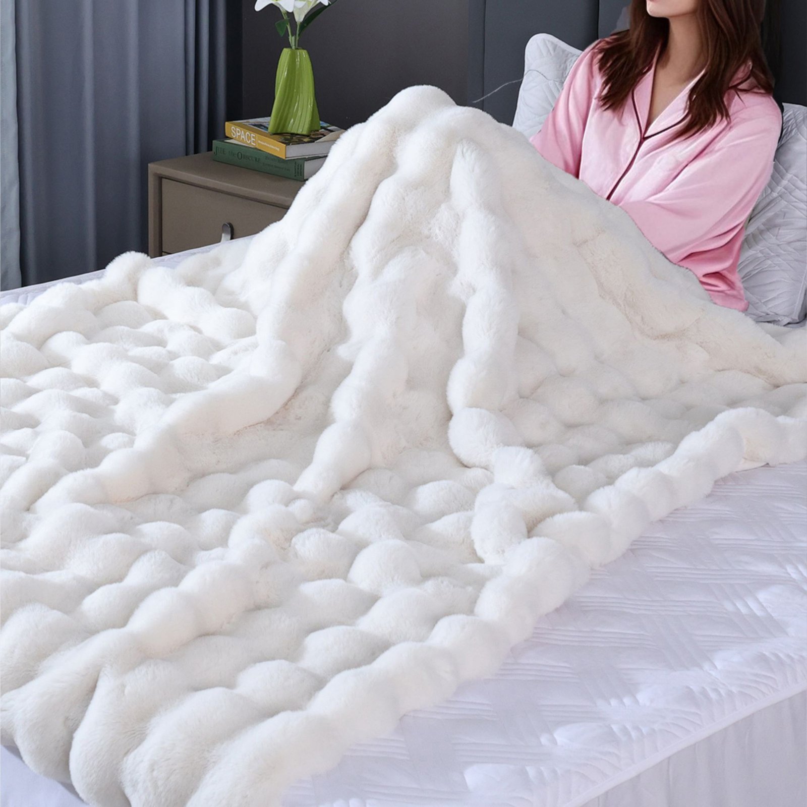 BlanketSolution Fluffy Fuzzy Cozy Faux Fur Throw Blanket for Living Room Cream Beige - Image 6