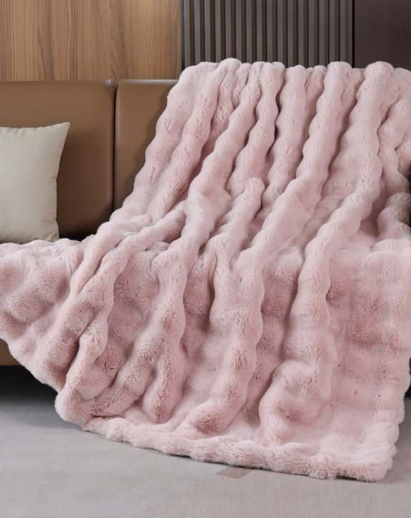 BlanketSolution Fluffy Pink Fuzzy Throw Blankets for Sofa Bedroom